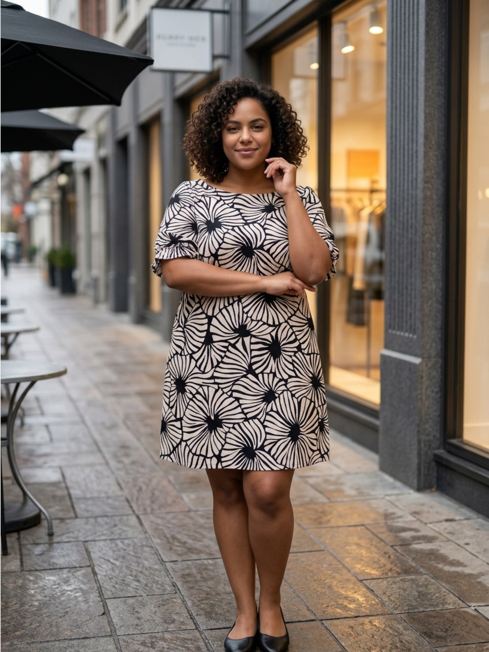 Perceptions Black and Cream Floral Shift Dress